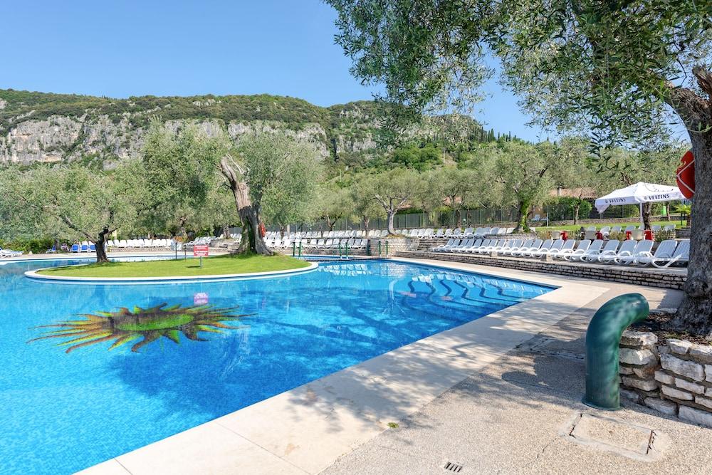 Hotel Marco Polo Garda  Esterno foto