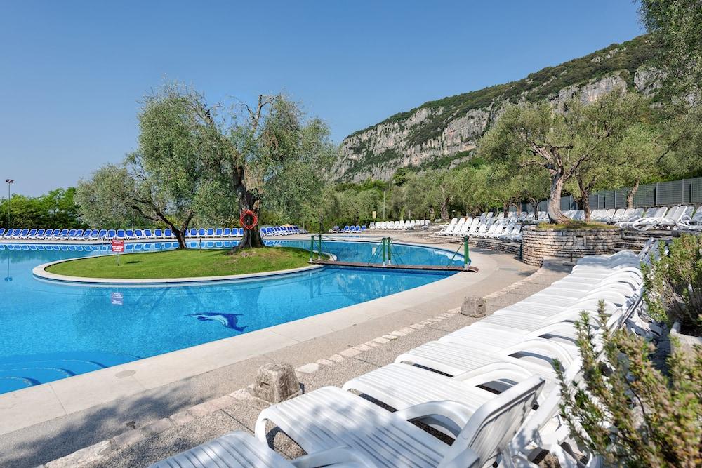 Hotel Marco Polo Garda  Esterno foto