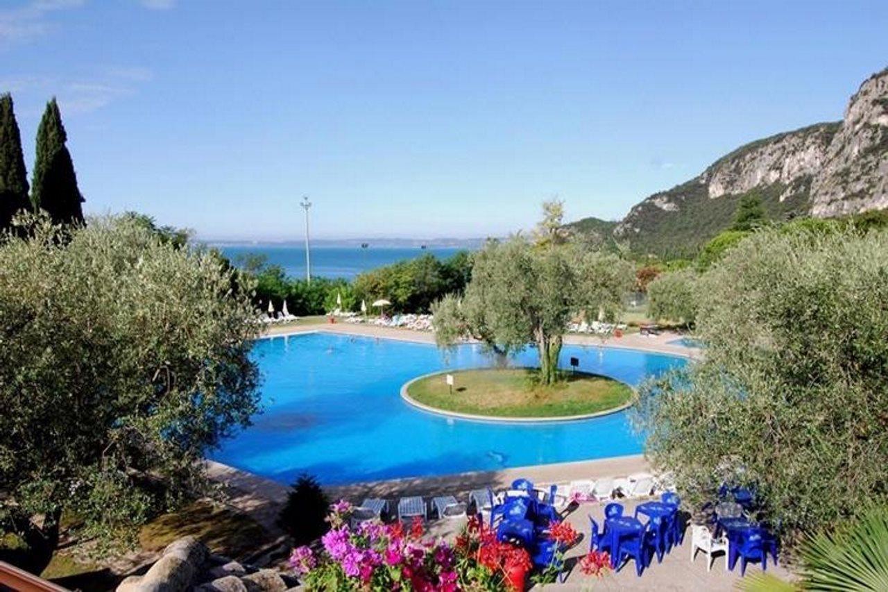 Hotel Marco Polo Garda  Esterno foto